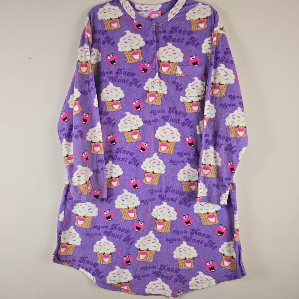 Carol's Collection‎ Women's Large Purple Fleece Sleep Cupcake Sleepshirt.C105
